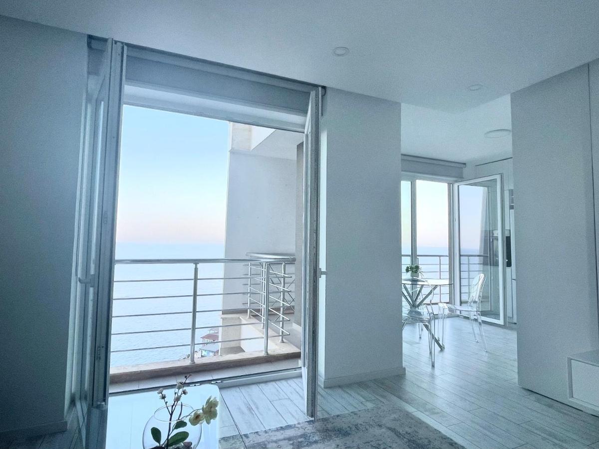 Durres Currila Modern Luxury Stunning Beach Views エクステリア 写真